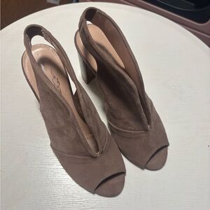 Chic Brown Suede Peep-Toe Heels